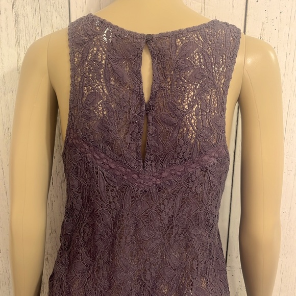 American Eagle Outfitters Purple Mauve Lace Tank Top Semi Sheer Size Small - Picture 5 of 8